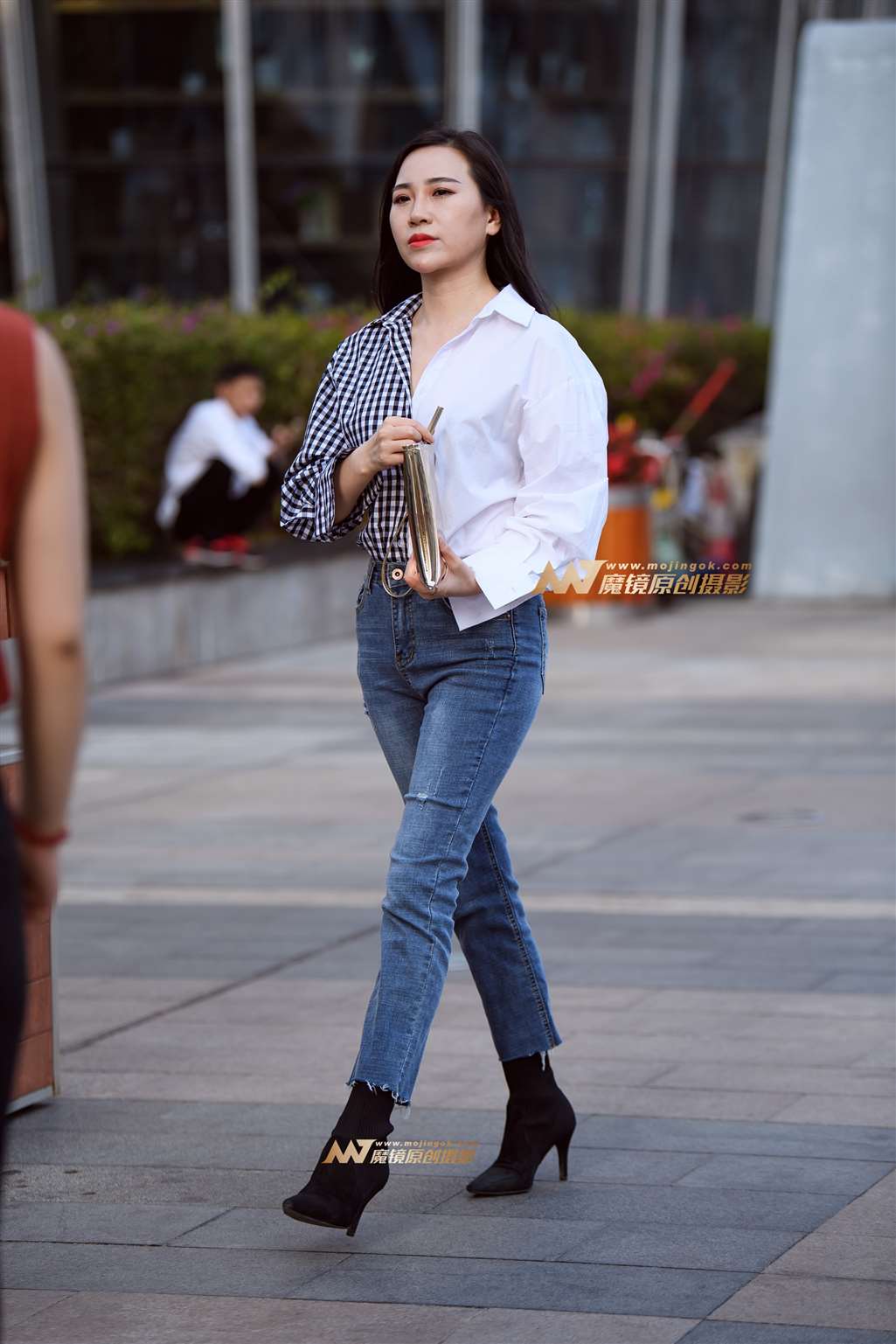 图片[3]-时尚牛仔裤高跟鞋美臀-街拍流行馆