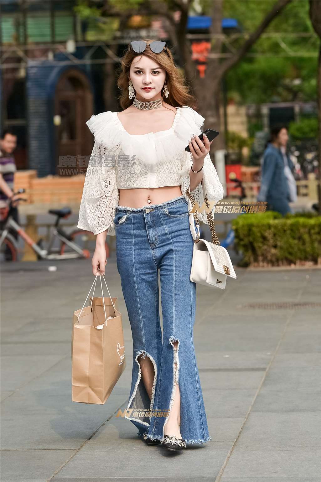 图片[1]-左手倒影赛帖：性感大美女太迷人-街拍流行馆