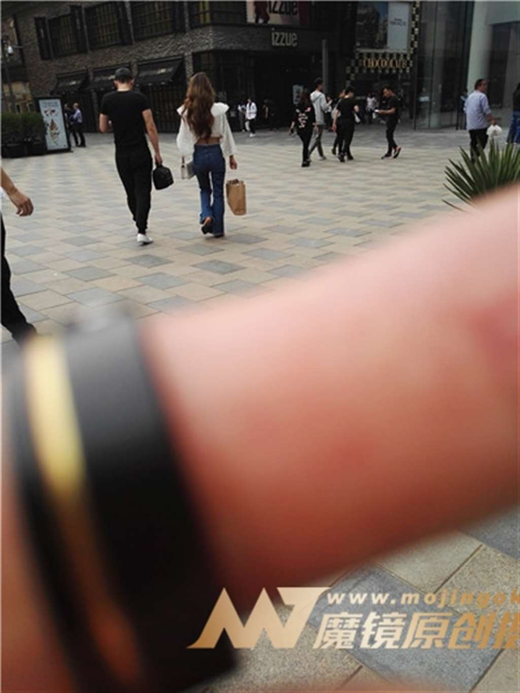 图片[3]-左手倒影赛帖：性感大美女太迷人-街拍流行馆