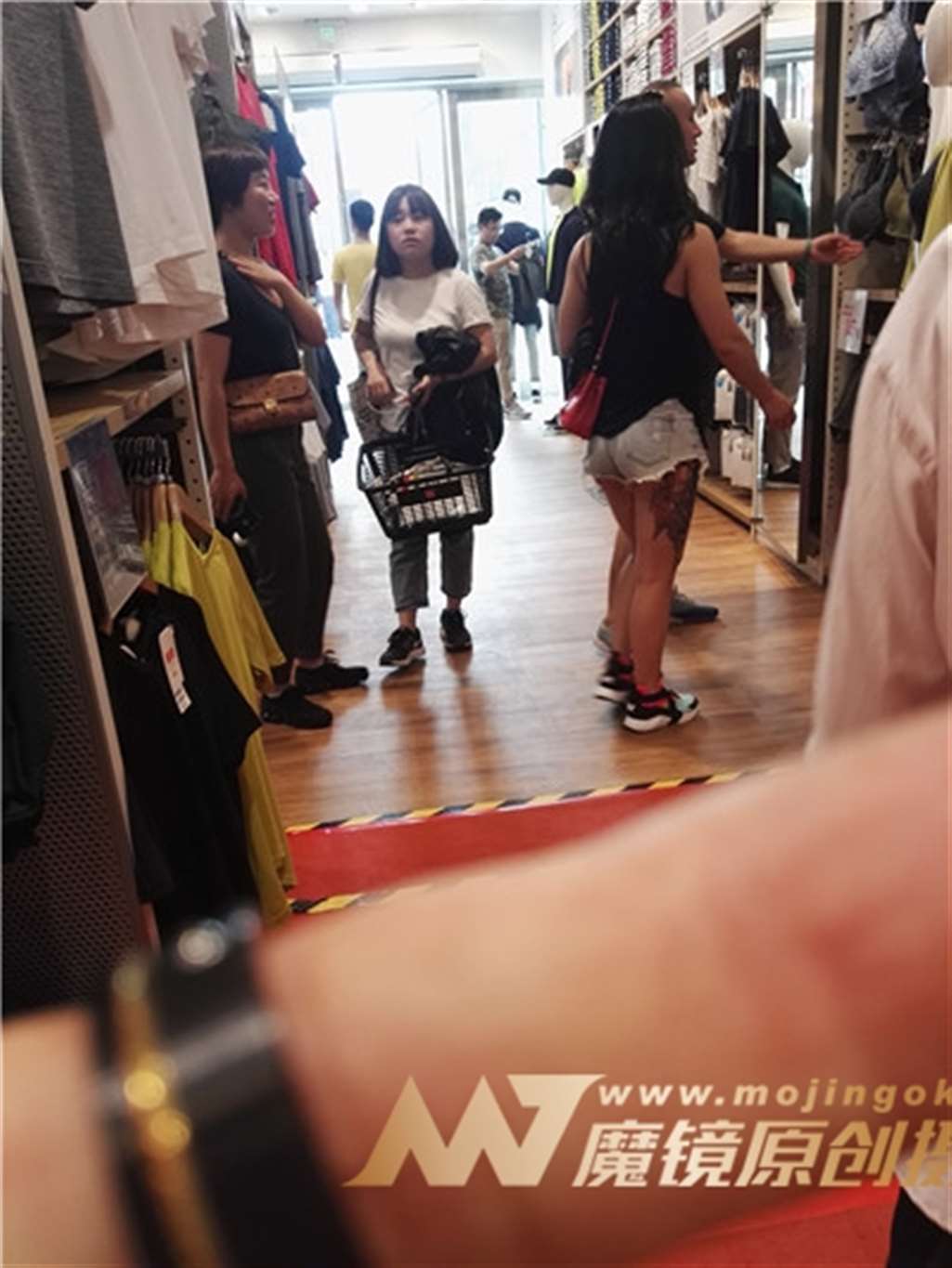 图片[3]-左手倒影赛帖：月牙美臀迷人的臀-街拍流行馆
