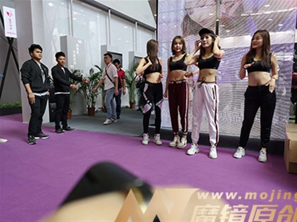 图片[3]-【风舞赛贴】瑜伽裤-街拍流行馆