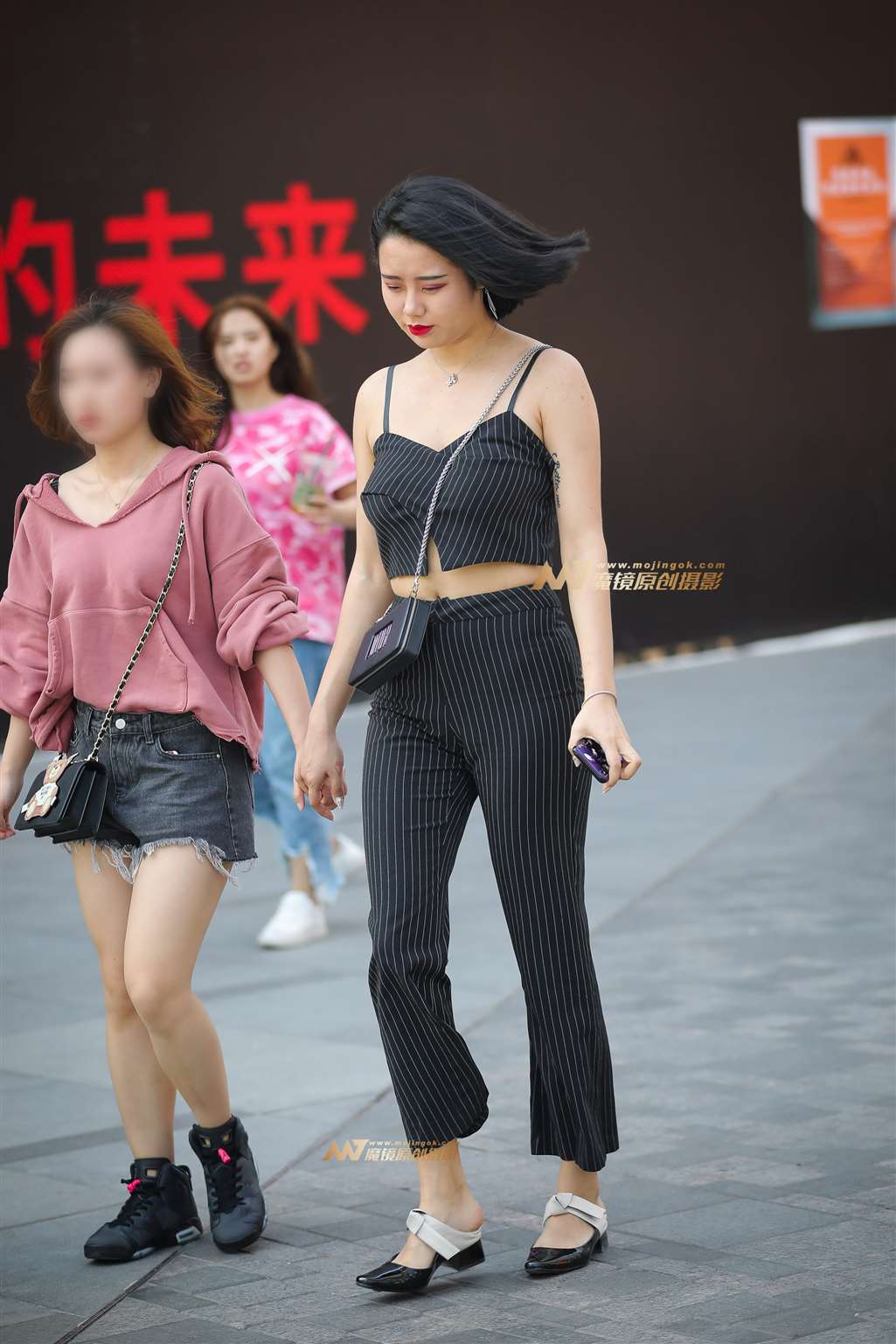 图片[5]-饱满的身材-街拍流行馆
