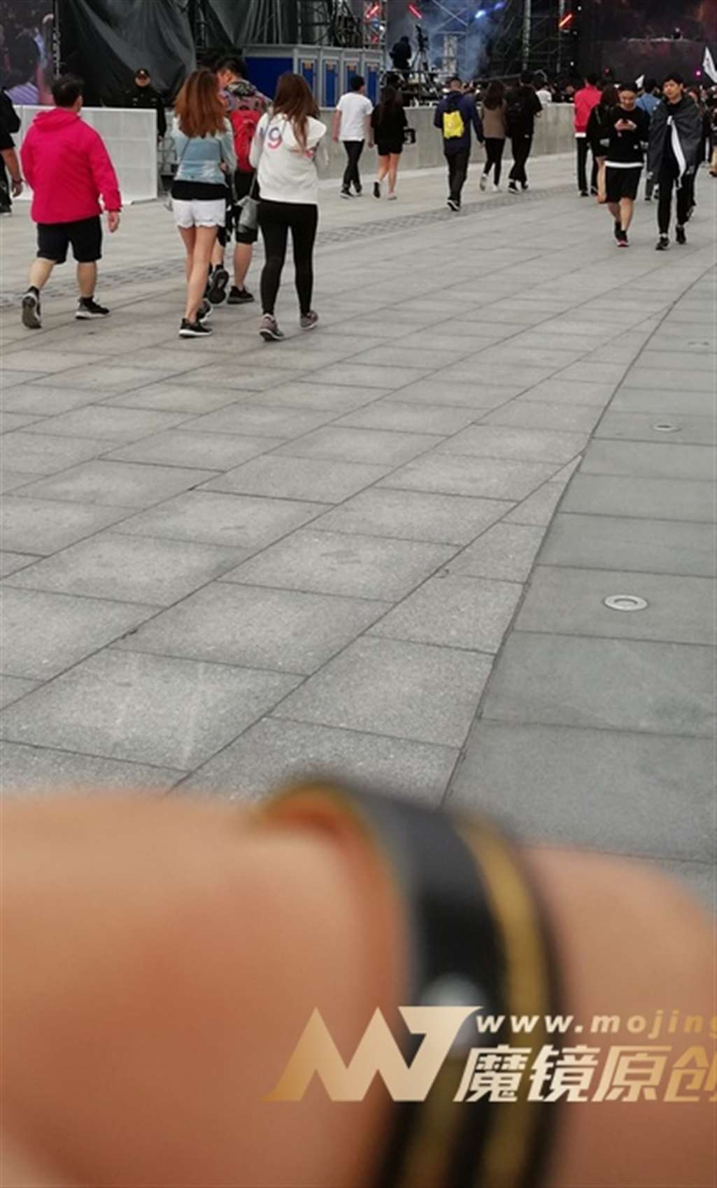 图片[3]-【视觉冲击赛帖】丰韵的女人-街拍流行馆