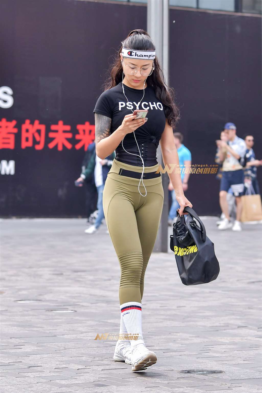 图片[4]-左手倒影赛帖：健美姑娘魔鬼身材-街拍流行馆