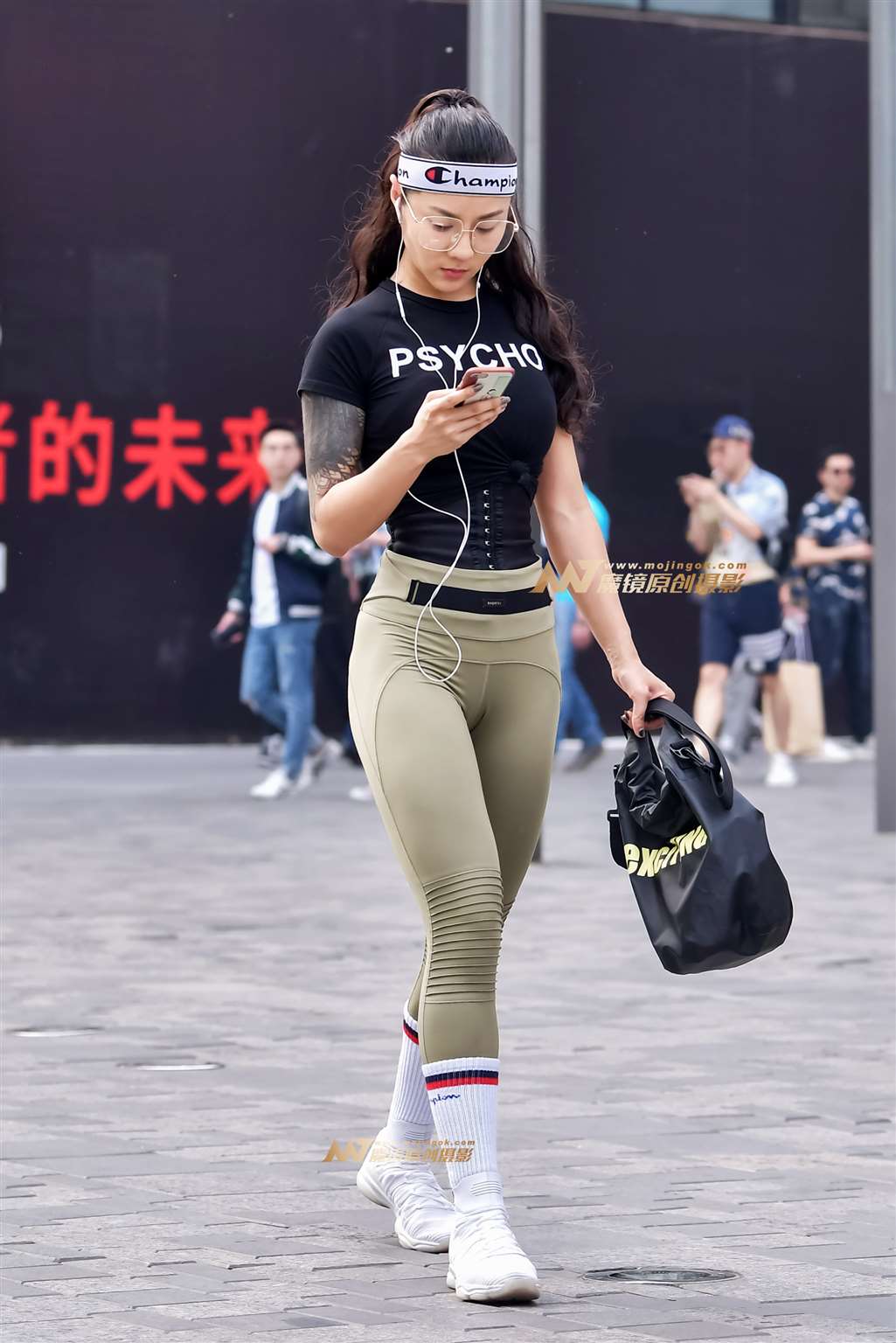 图片[5]-左手倒影赛帖：健美姑娘魔鬼身材-街拍流行馆