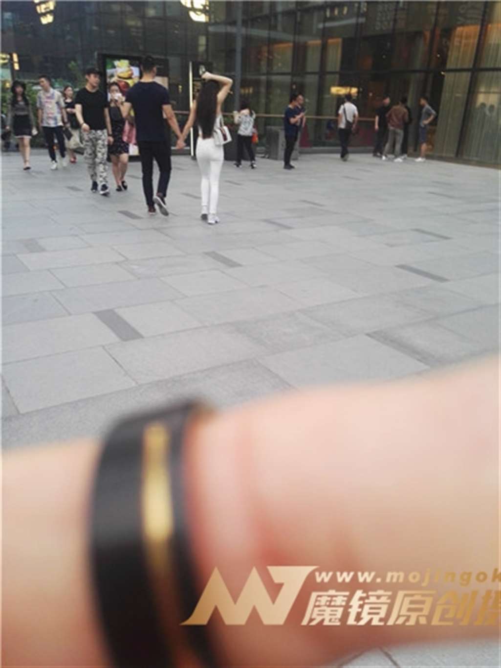 图片[3]-左手倒影赛帖：性感美胸美感包臀-街拍流行馆
