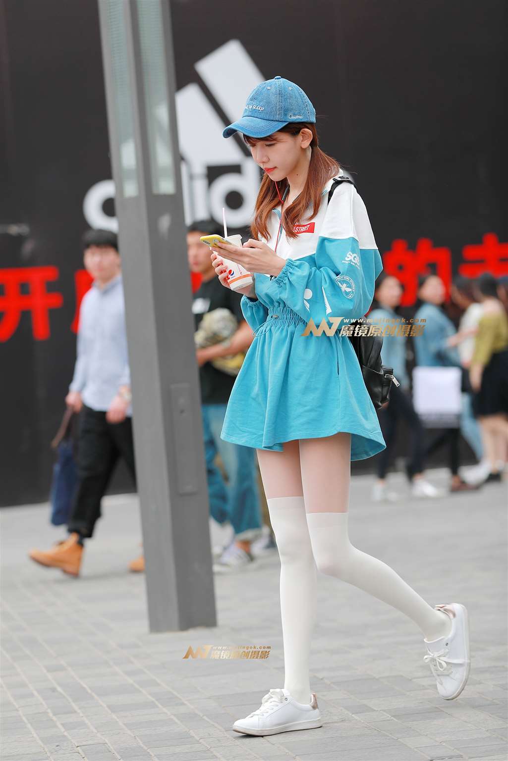 图片[4]-H7、微微的一笑好甜-街拍流行馆