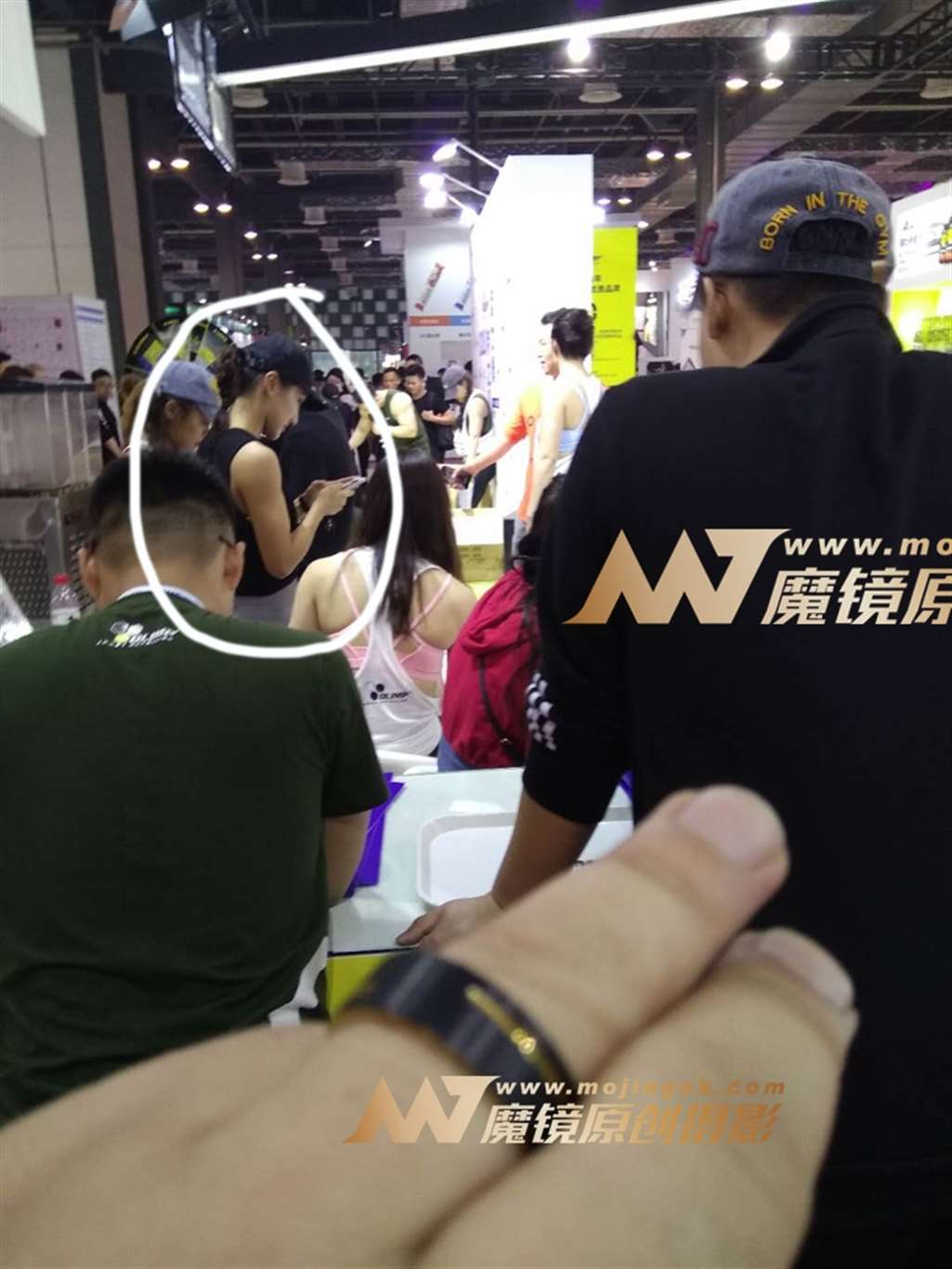 图片[3]-【咔喳赛贴】灰色紧身裤-街拍流行馆