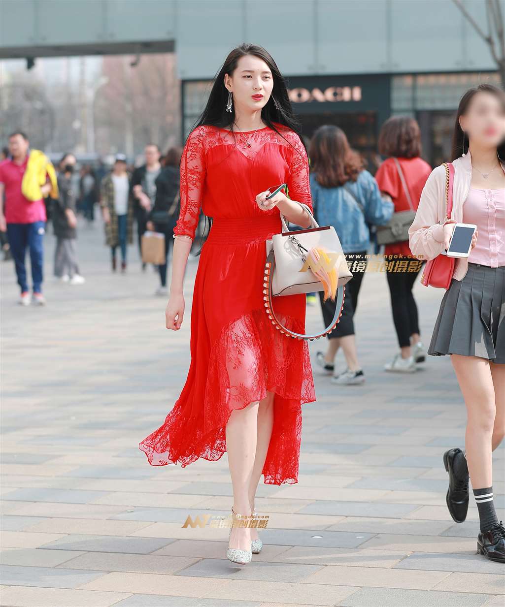 图片[1]-H10、魂断红颜,倩影犹在-街拍流行馆