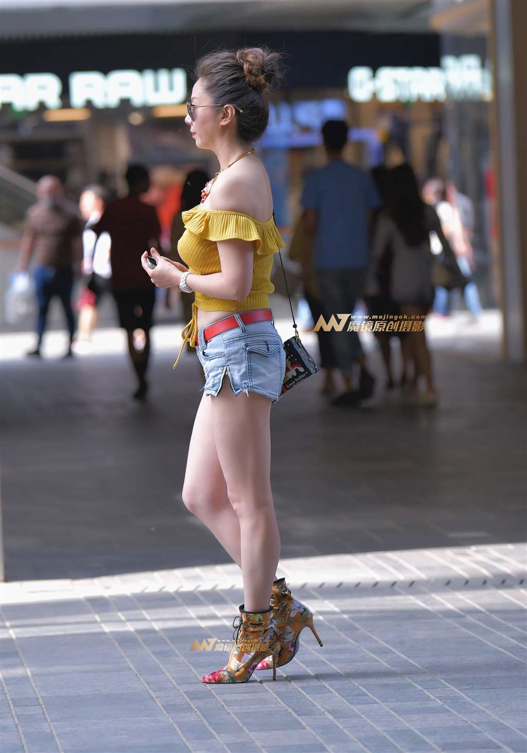 图片[5]-穿着时尚性感的贵妇-街拍流行馆