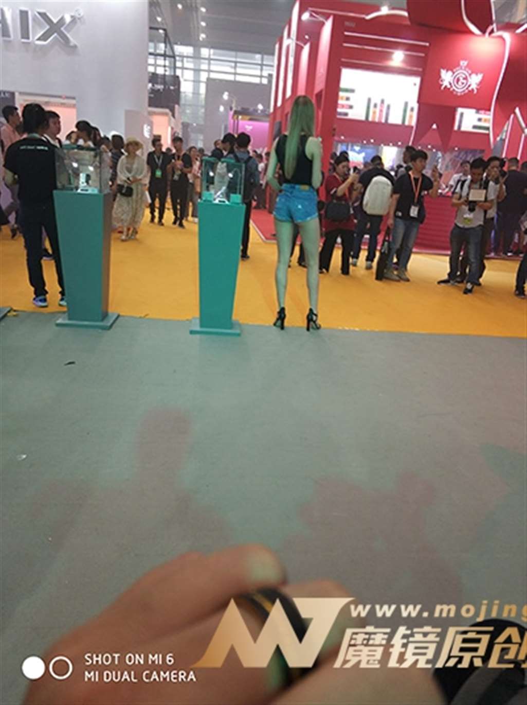 图片[3]-【久久赛帖】俄罗斯大长腿美女-街拍流行馆