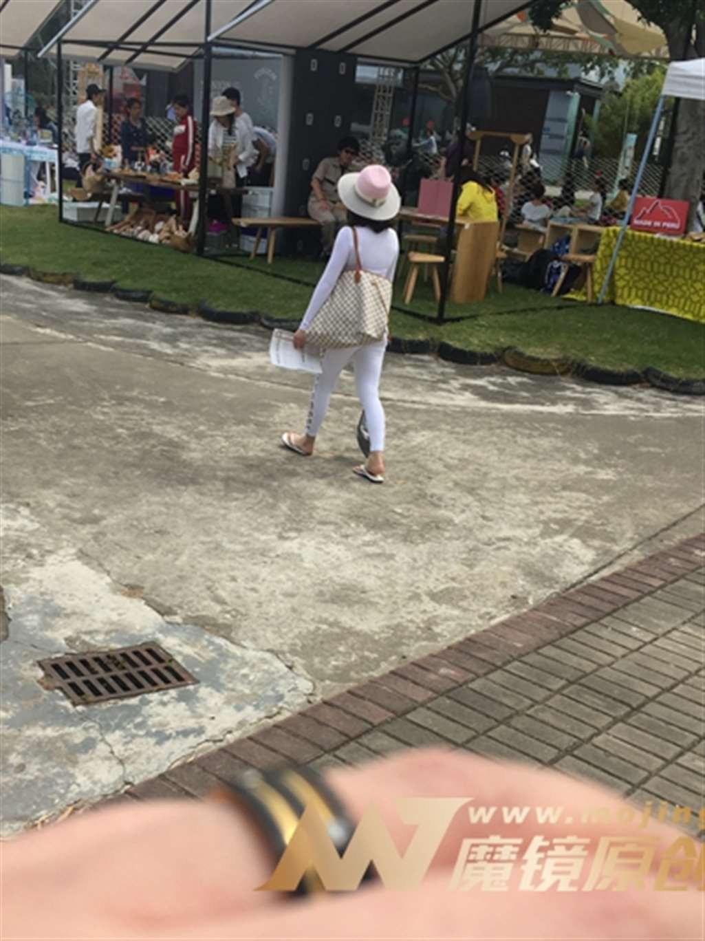 图片[3]-【神摄手赛帖】白色紧身健身衣裤-街拍流行馆