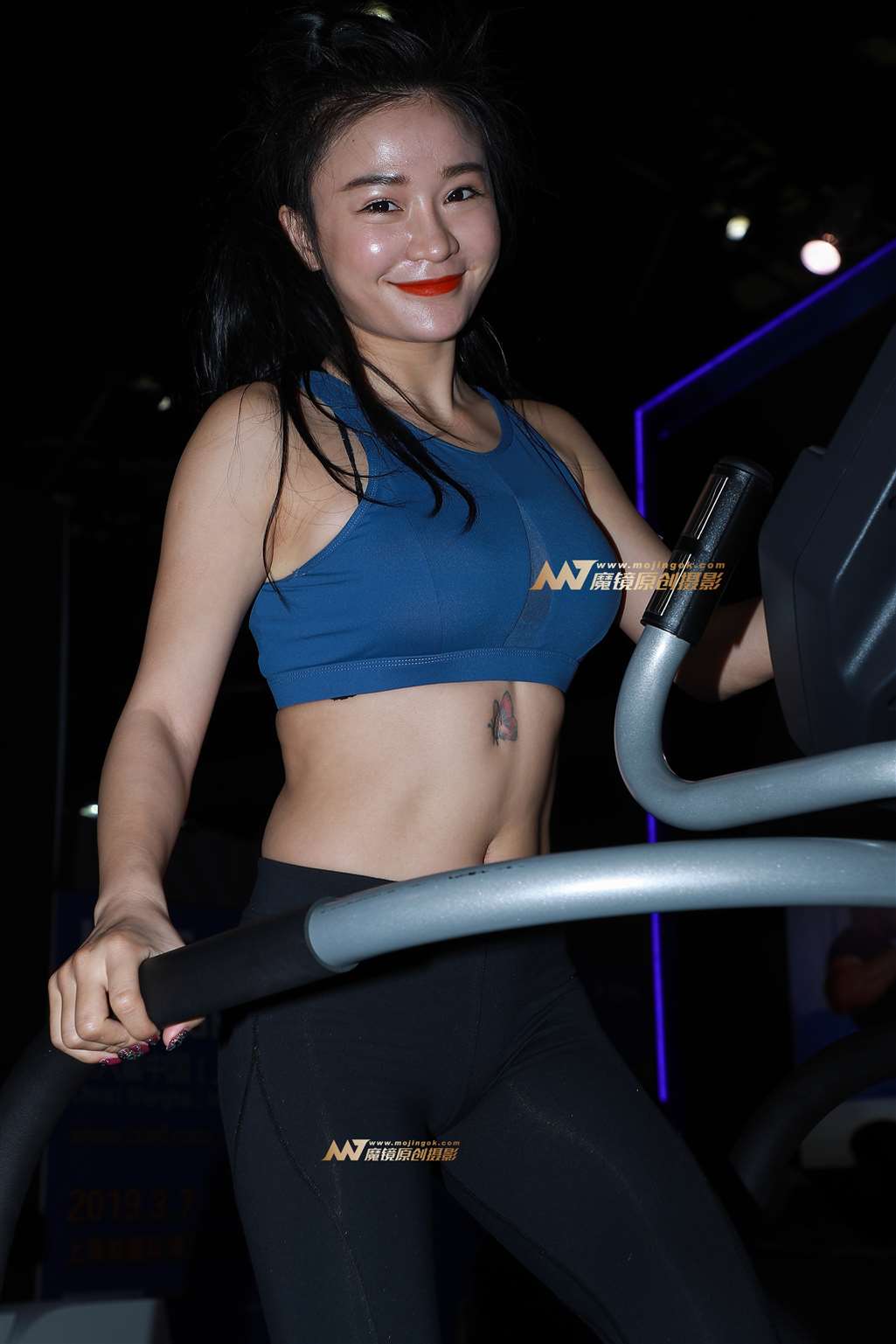 图片[2]-【街拍之魂赛帖】B28、婀娜多姿的身段-街拍流行馆