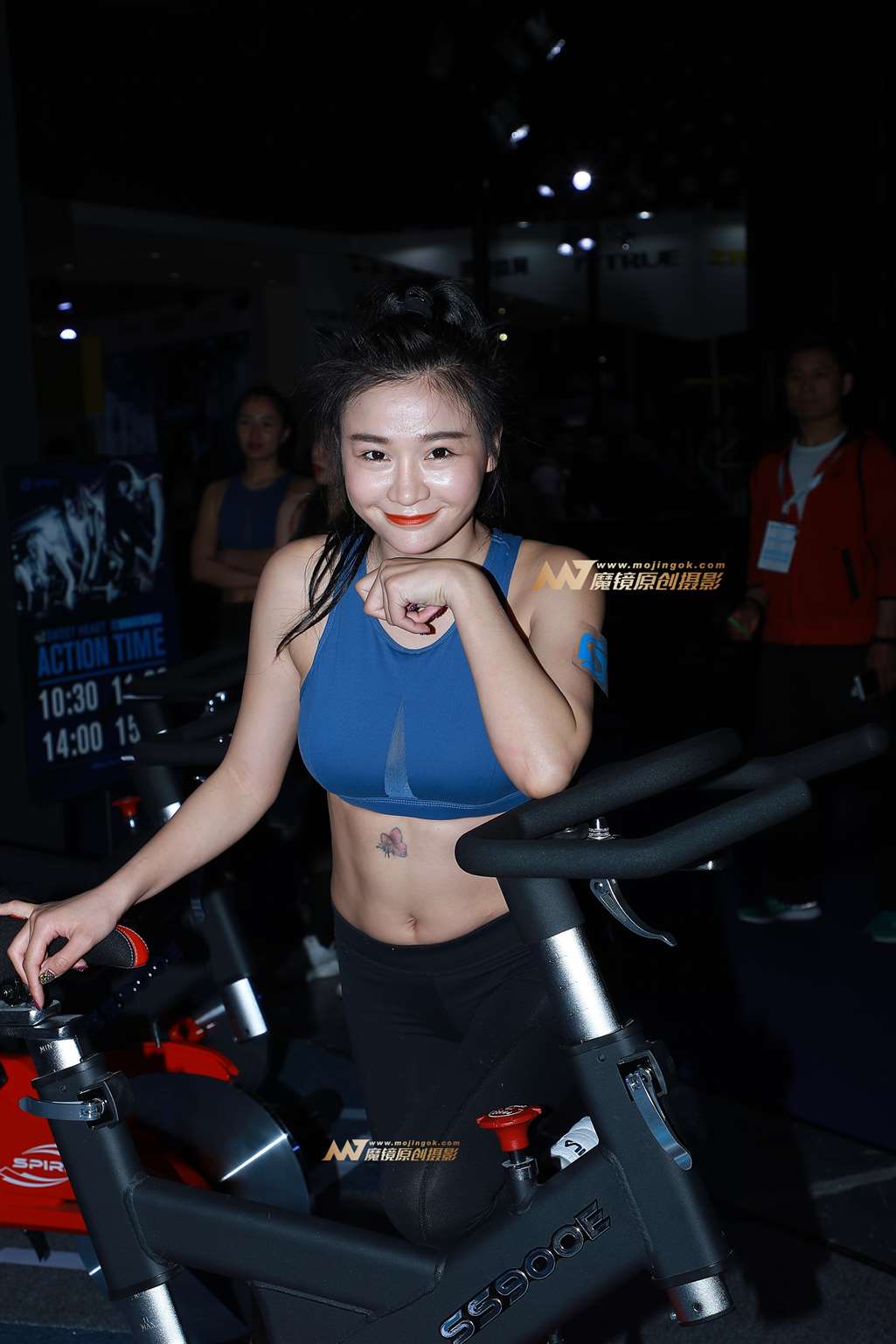 图片[5]-【街拍之魂赛帖】B28、婀娜多姿的身段-街拍流行馆