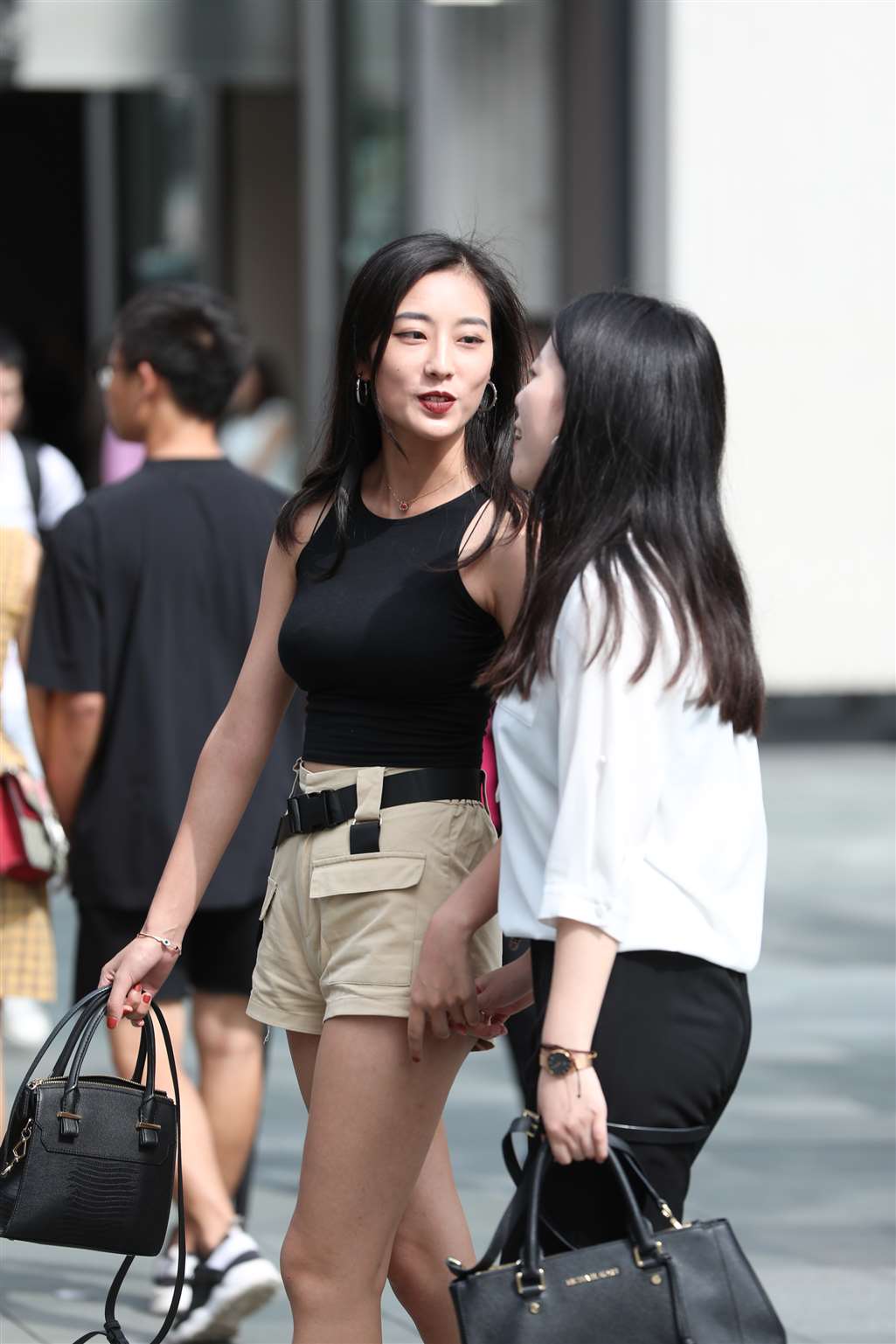 图片[5]-【辉辉赛贴-第二十三贴】美女侧面的紧绷弧度是我的最爱-街拍流行馆