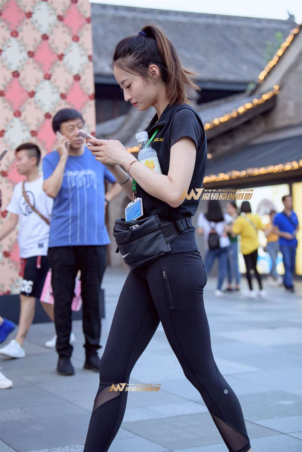 图片[5]-【久久赛帖】运动装美女修身显气质-街拍流行馆