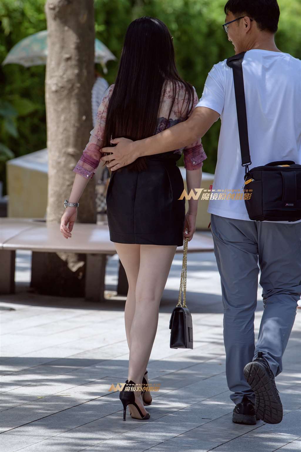 图片[2]-【久久赛帖】超短裙高跟鞋美女-街拍流行馆