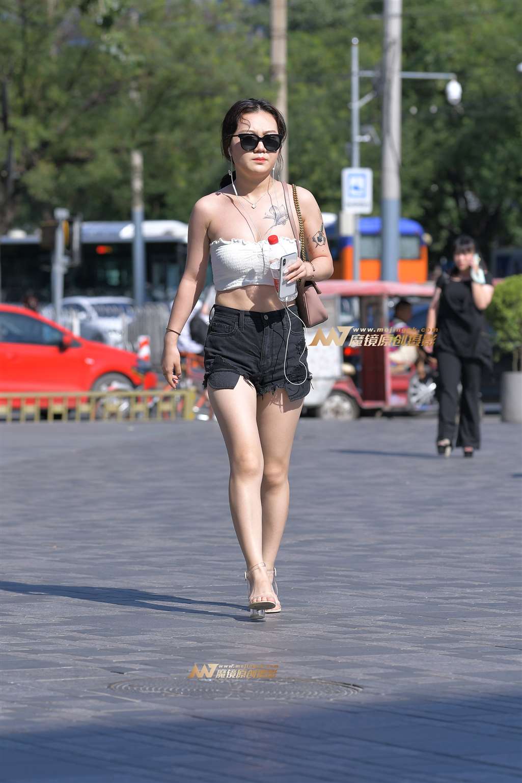 图片[5]-【红石赛帖】性感少妇-街拍流行馆