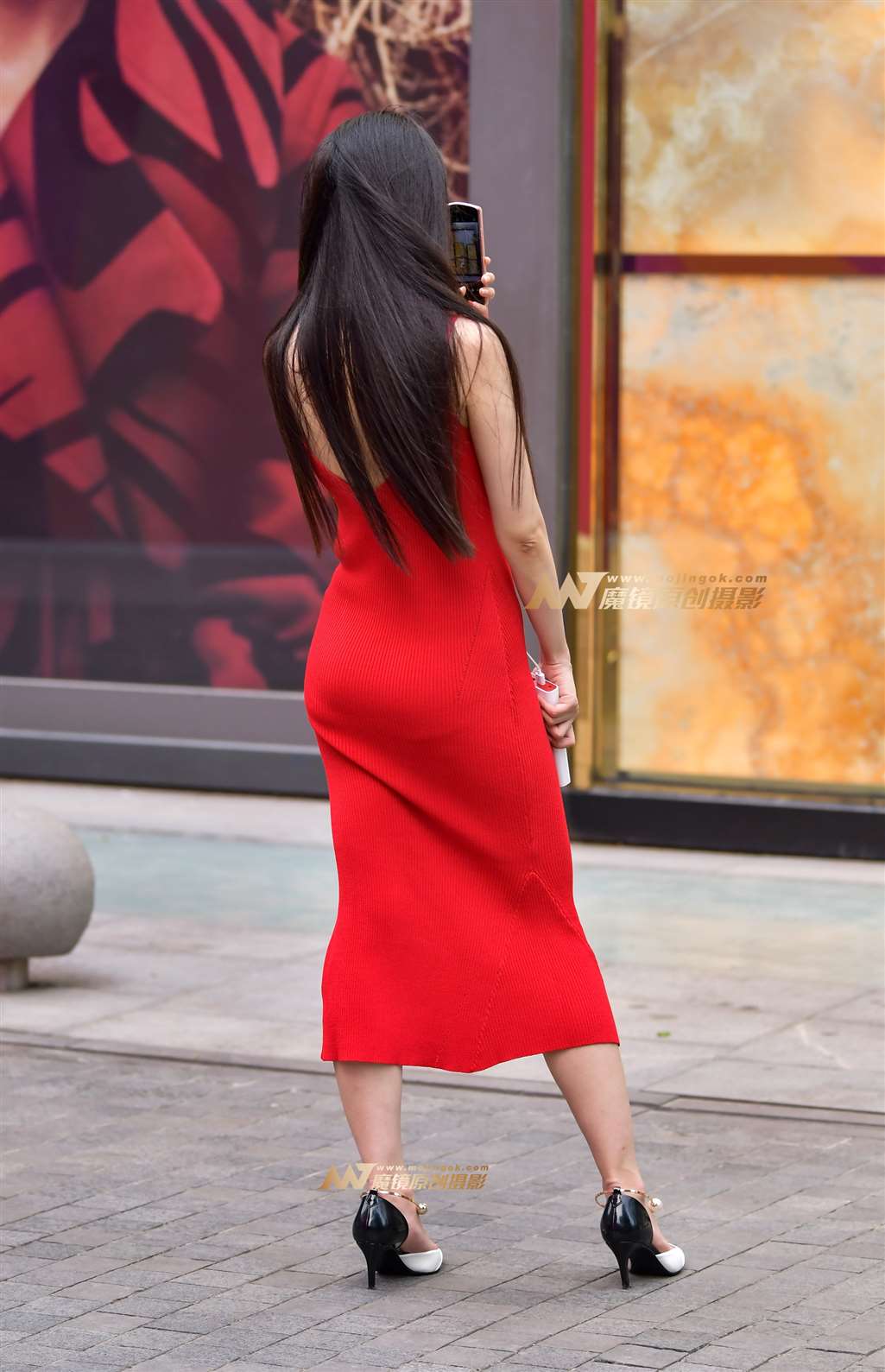 图片[4]-左手倒影赛帖：红裙美女风采迷人-街拍流行馆
