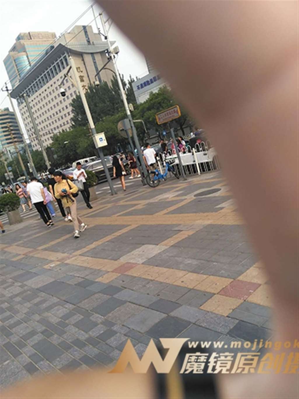 图片[3]-【街拍之魂赛帖】长发飘飘，美艳袭人-街拍流行馆