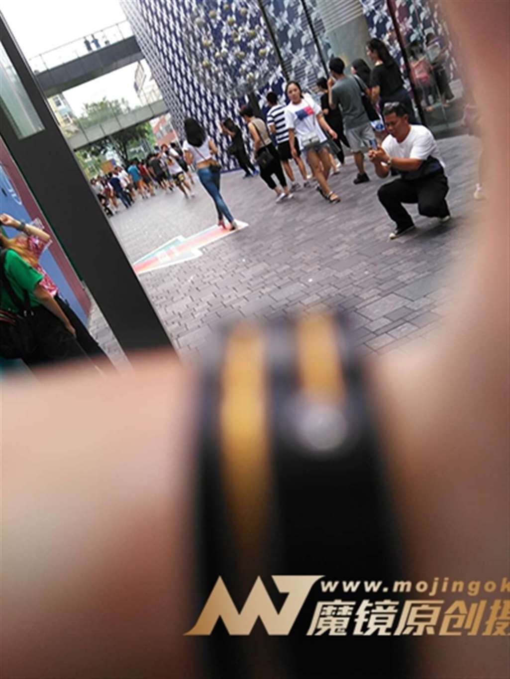 图片[3]-【街拍之魂赛帖】飞扬洒脱牛仔少妇-街拍流行馆