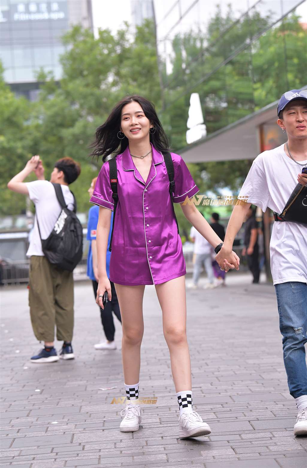 图片[5]-【街拍之魂赛帖】活力紫衣少女-街拍流行馆