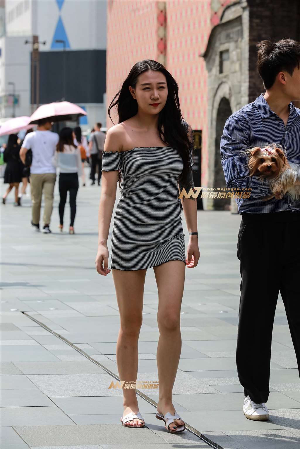 图片[4]-【视觉冲击赛帖】性感，裹胸包臀裙女友-街拍流行馆