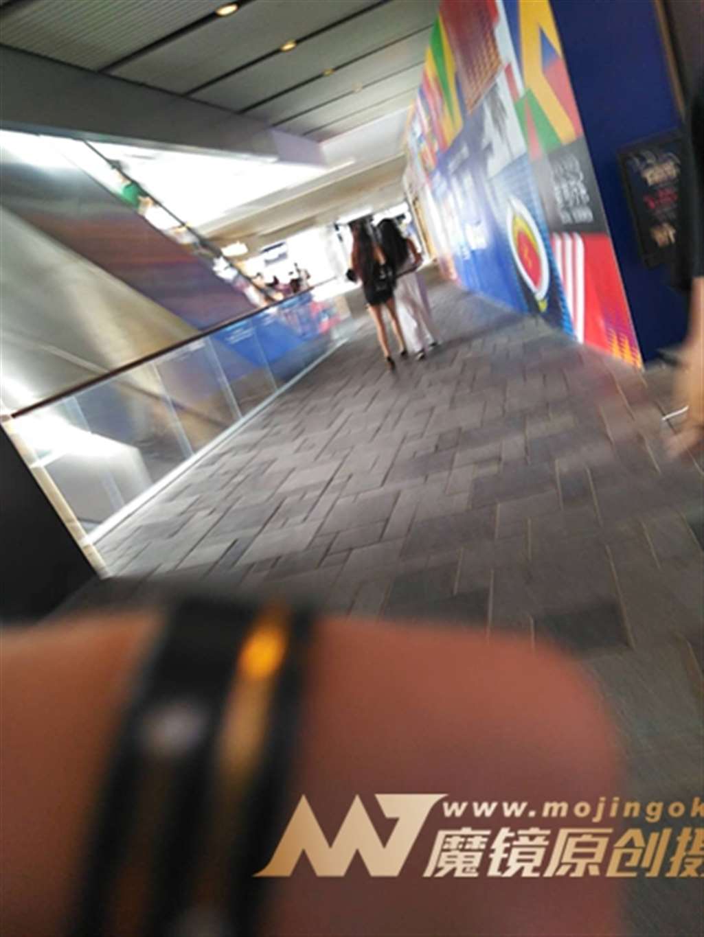 图片[3]-【街拍之魂赛帖】姑娘好美的腿啊-街拍流行馆