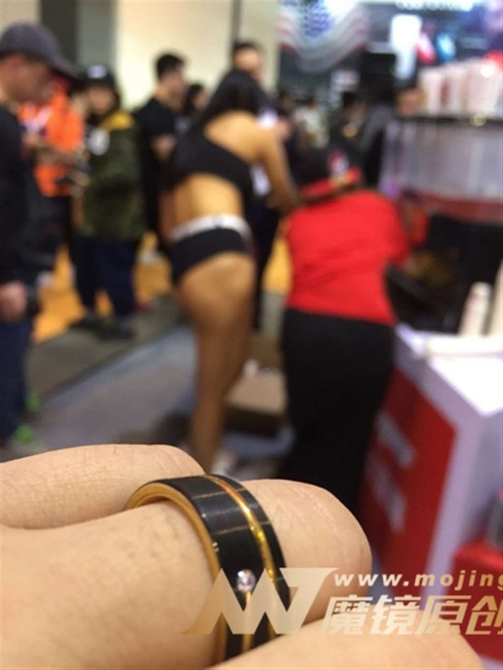 图片[3]-【Mark赛帖】45号星女郎-街拍流行馆