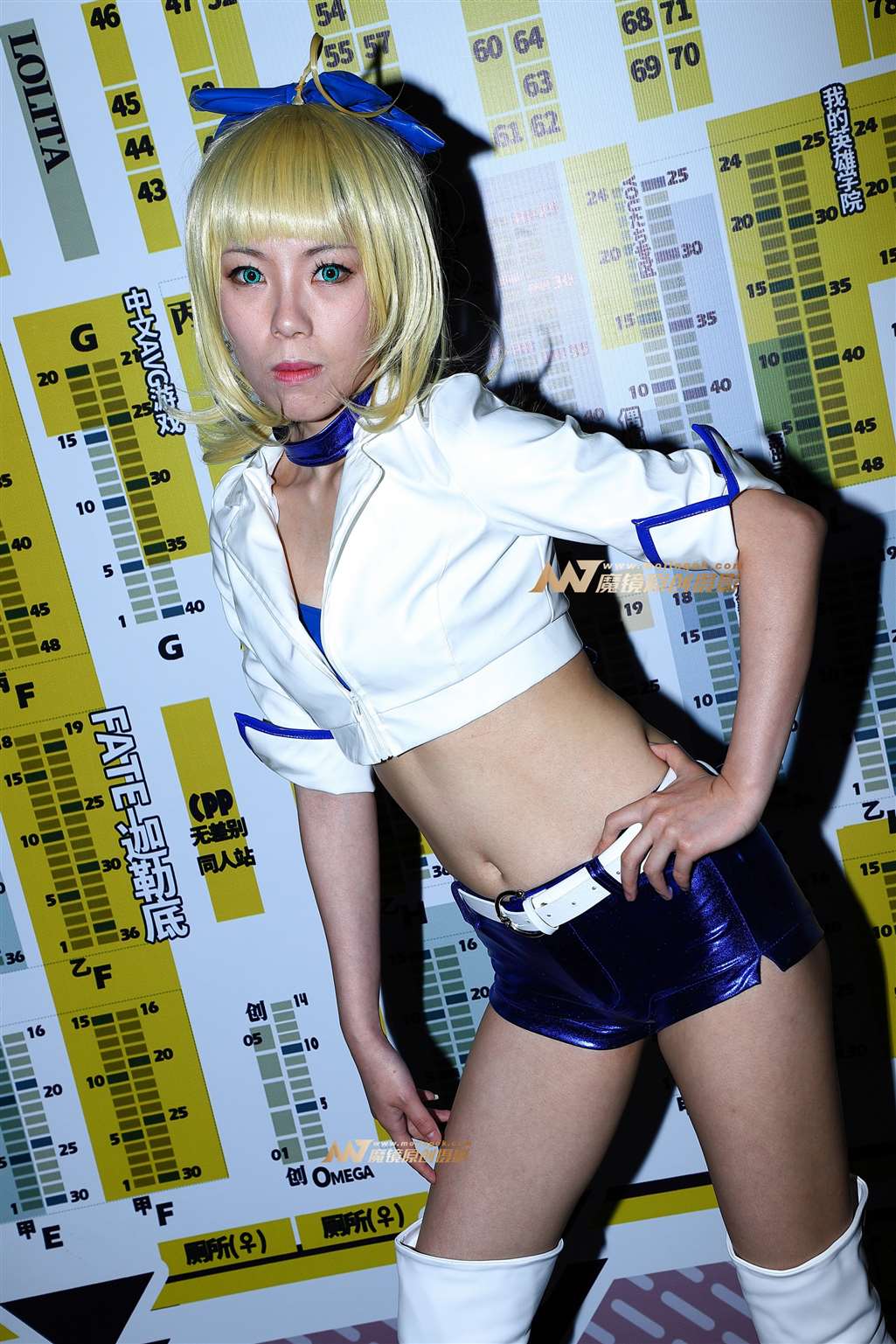 图片[4]-【Mark赛帖】蓝色紧身热裤旗手coser-街拍流行馆