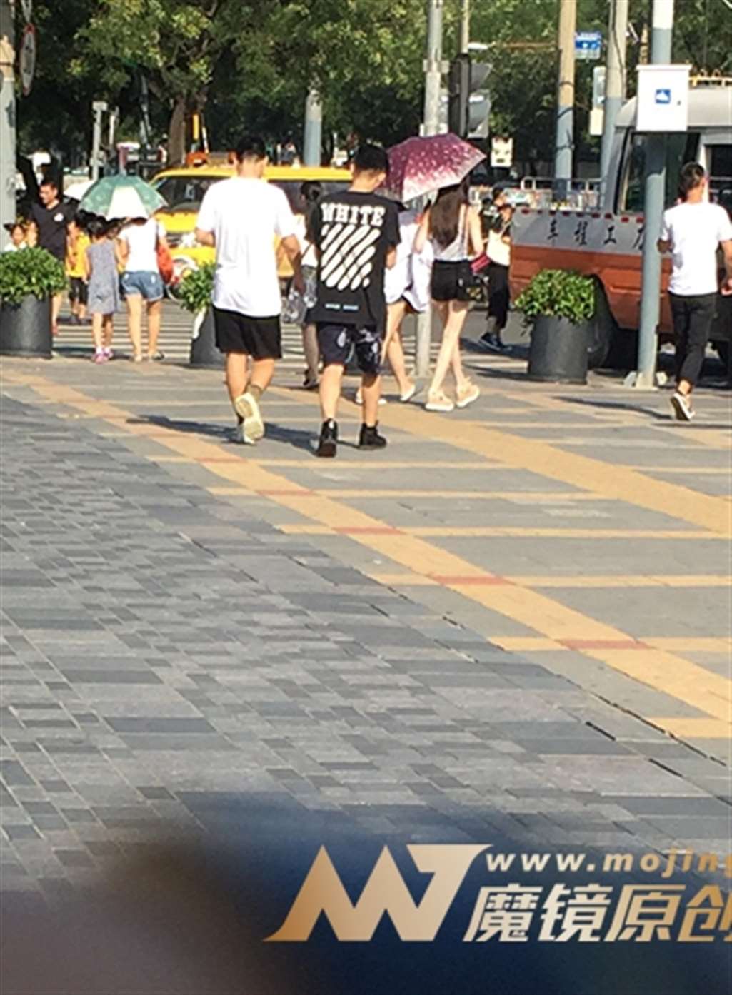 图片[3]-【红石赛帖】长腿漂亮美女-街拍流行馆