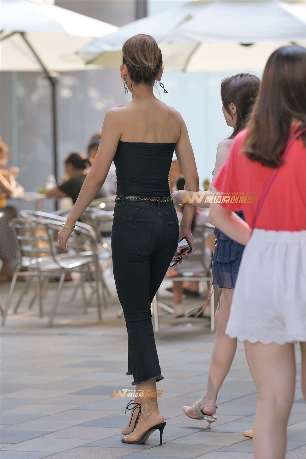 图片[2]-【红石赛帖】高跟长腿牛仔裤美女-街拍流行馆