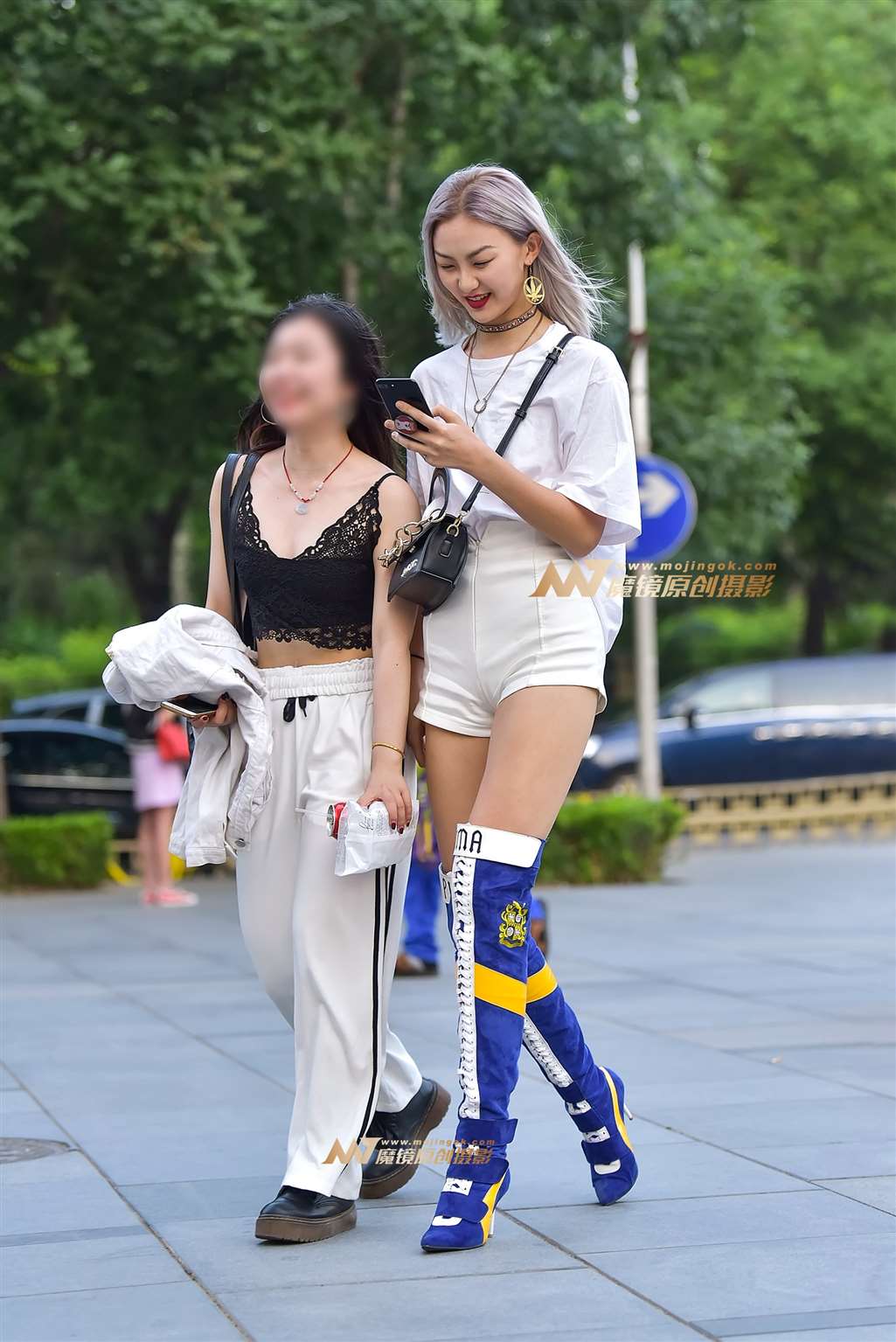 图片[5]-【赛德克赛帖】超高中腰仔裤美女 满屏尽是大长腿-街拍流行馆