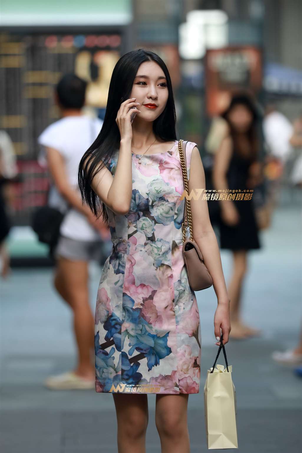 图片[2]-【凯恩赛帖】精致女人的日常-街拍流行馆