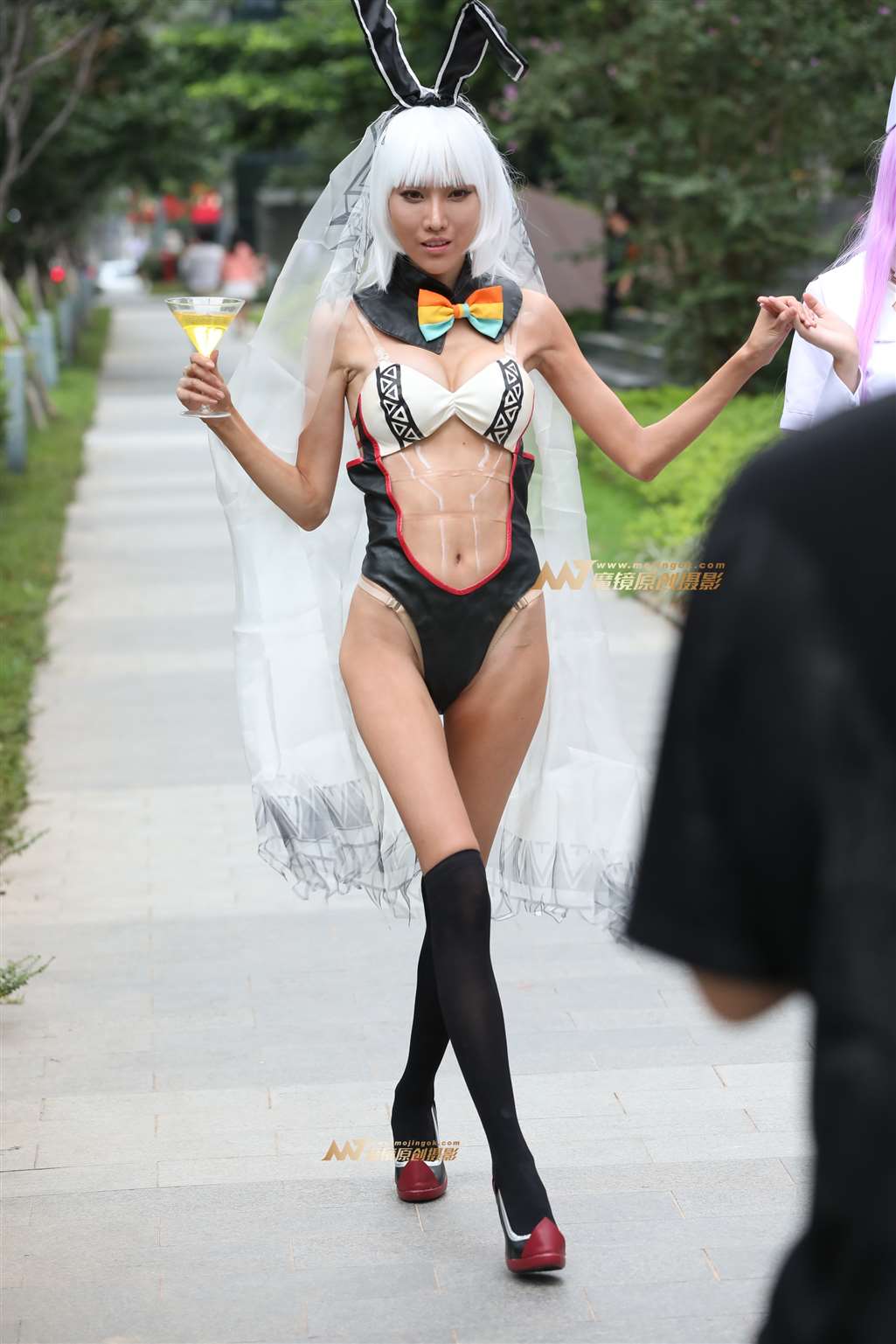 图片[1]-[辉辉赛贴]好瘦的妖女-街拍流行馆
