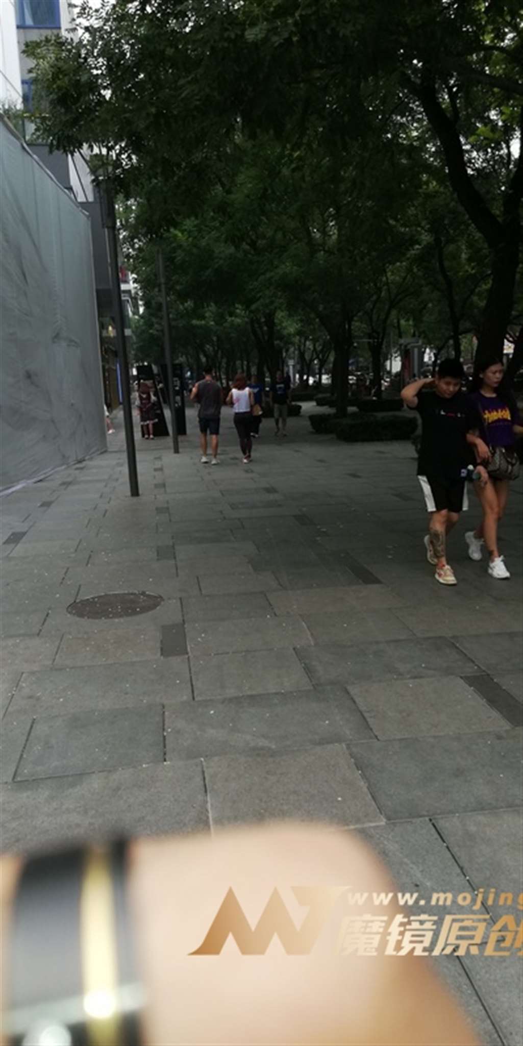 图片[3]-【视觉冲击赛帖】紧致，极度饱满圆润美臀 女友-街拍流行馆