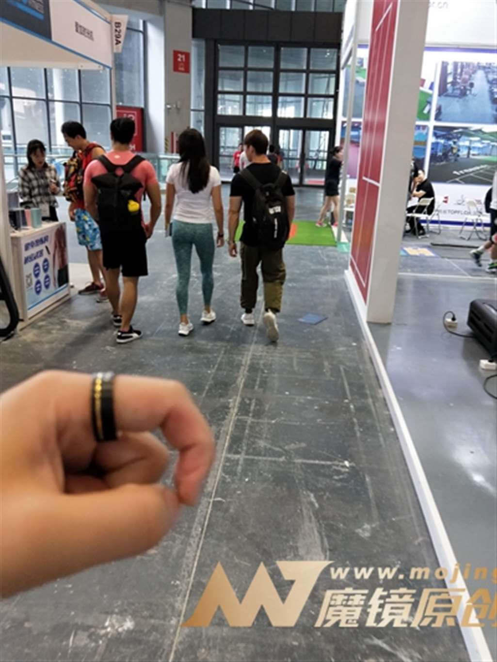 图片[3]-【欧阳幽明赛帖】紧身瑜伽美女-街拍流行馆