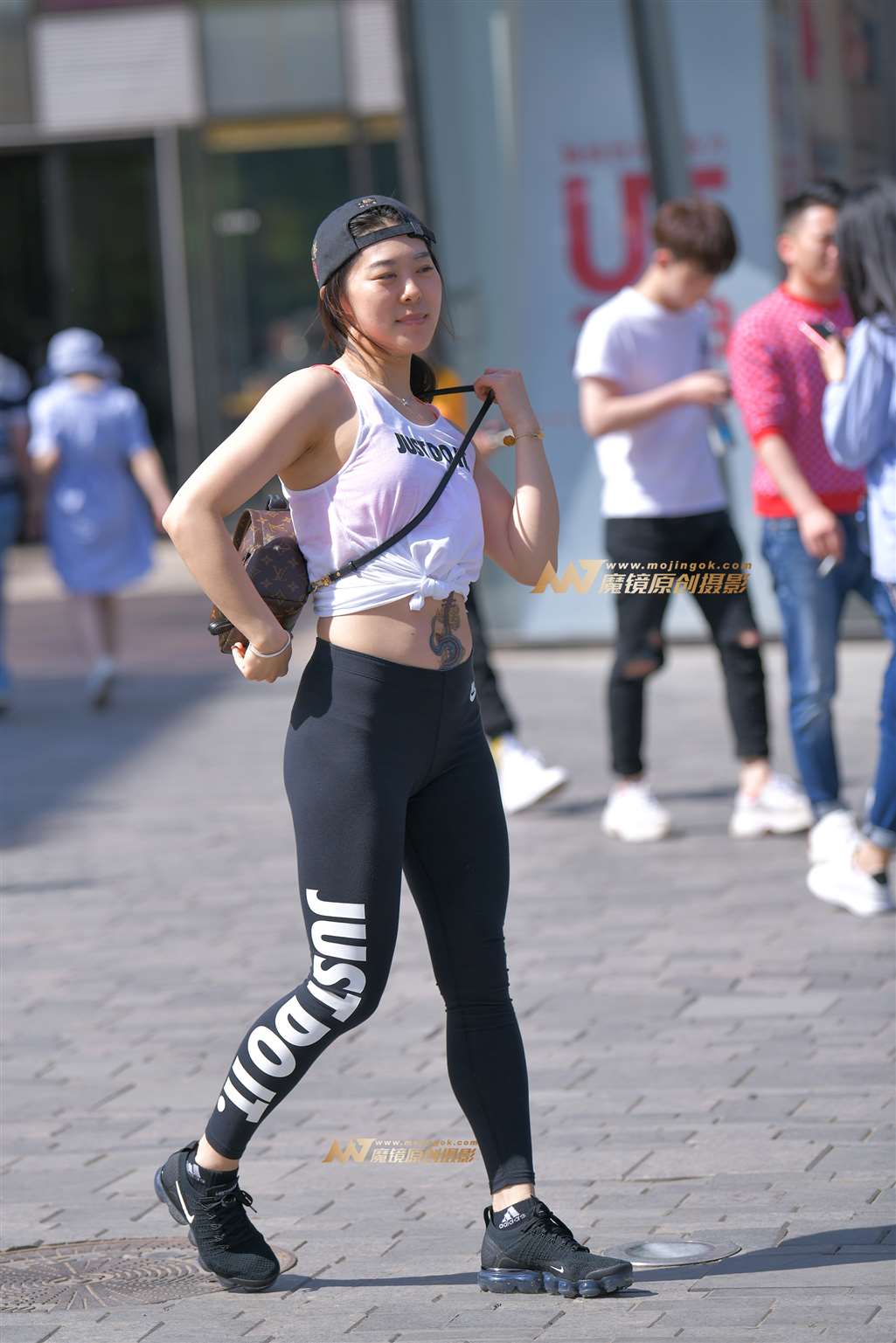 图片[5]-【红石赛贴】喜欢健身的漂亮美女-街拍流行馆