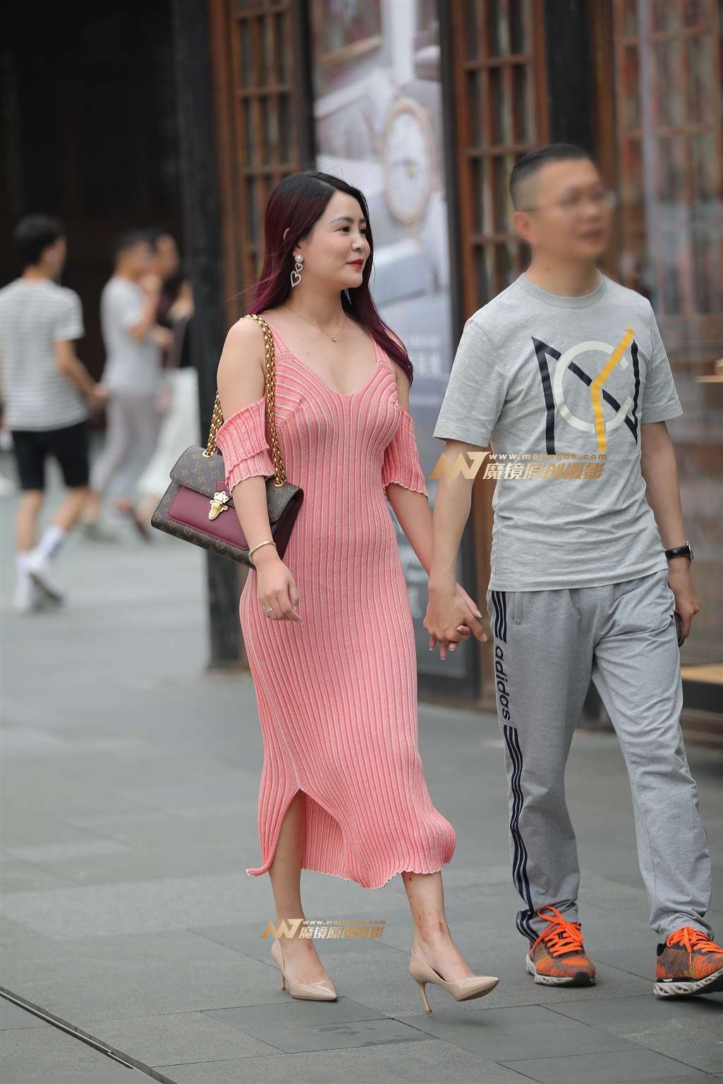 图片[4]-【凯恩赛帖】气质美妇-街拍流行馆