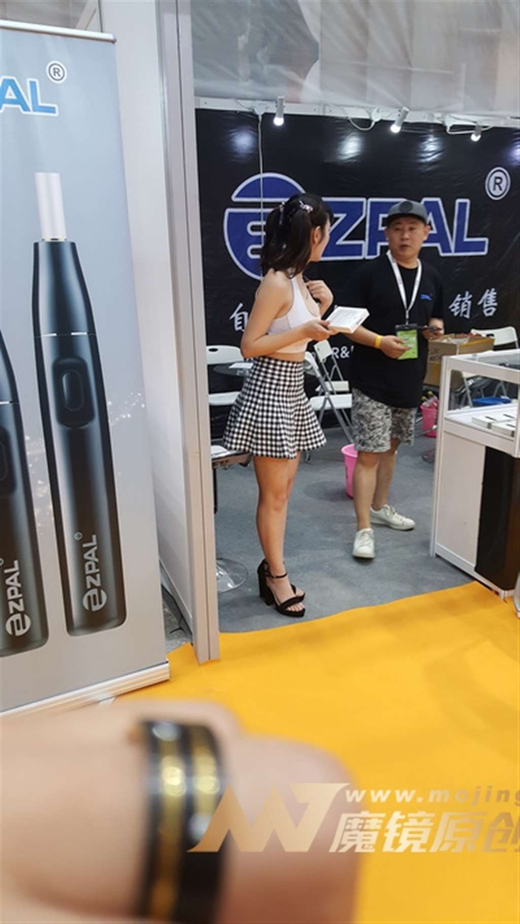 图片[3]-【视觉冲击赛贴】天生丽质。童颜巨乳-街拍流行馆