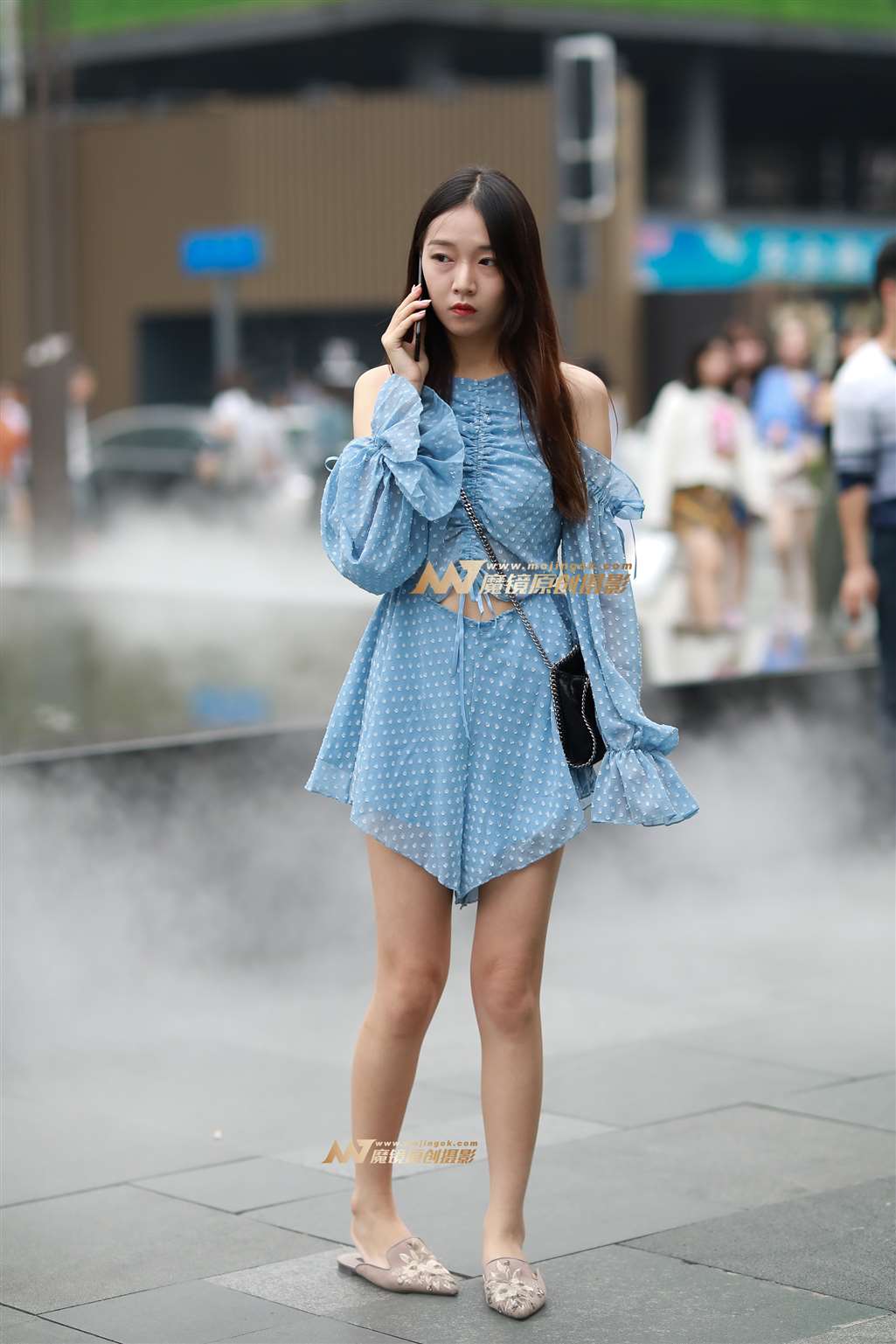 图片[1]-【凯恩赛贴】皮肤白净的乖巧小妹-街拍流行馆