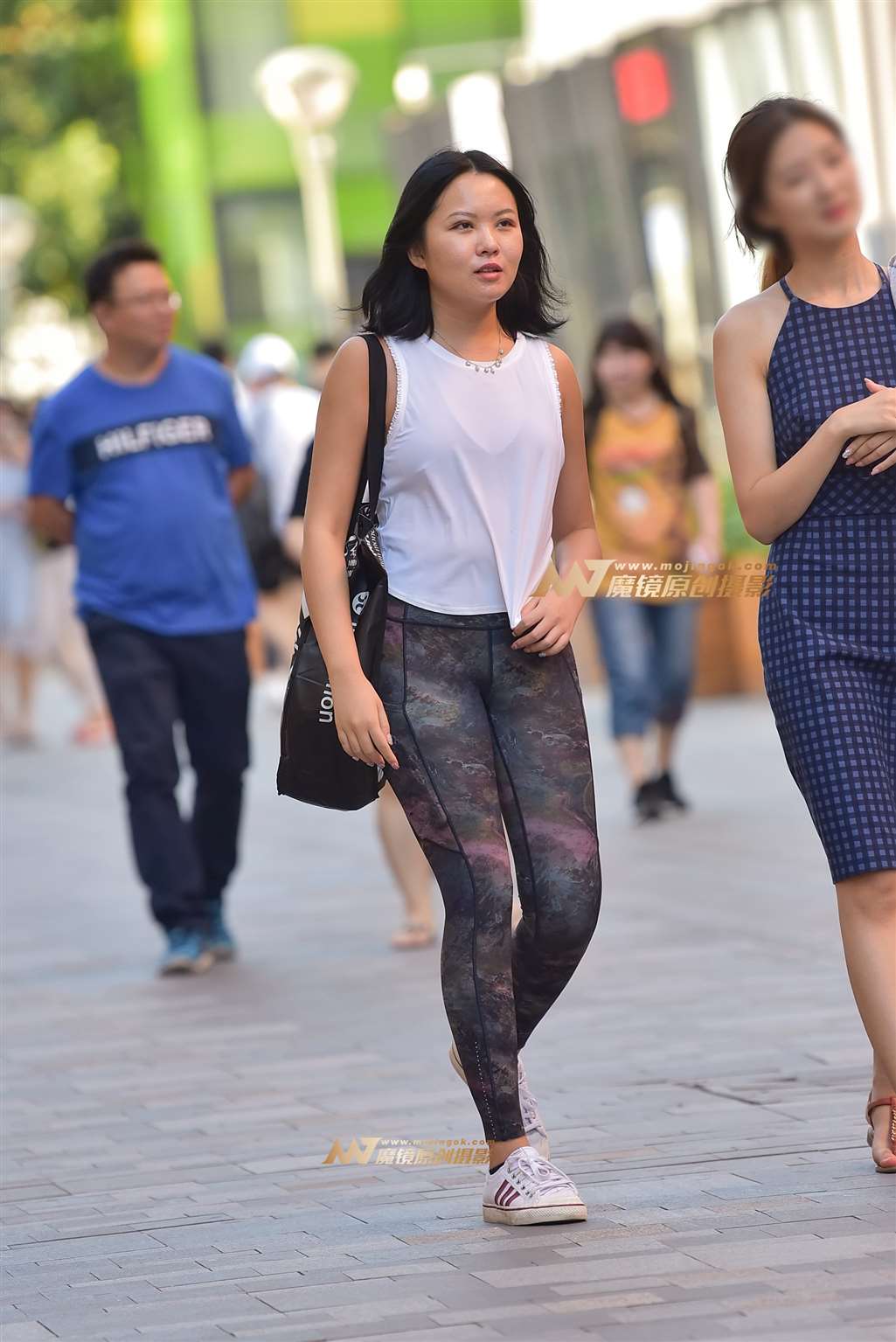 图片[2]-迷彩紧身瑜珈裤-街拍流行馆
