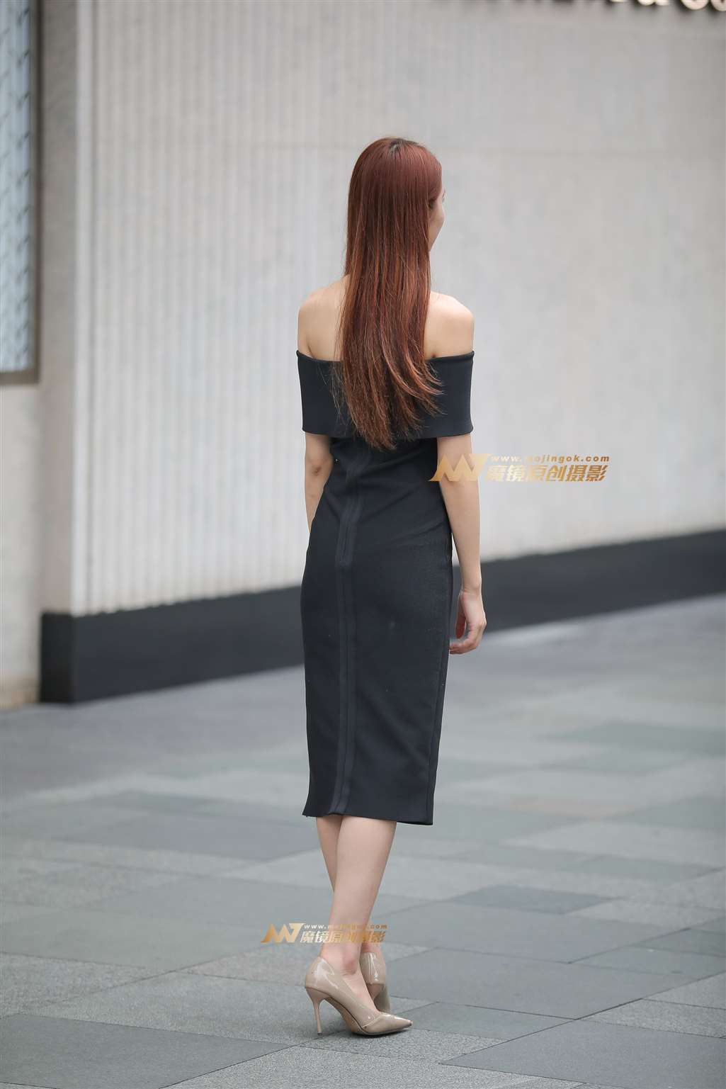 图片[4]-【凯恩赛帖】气质修身美女-街拍流行馆