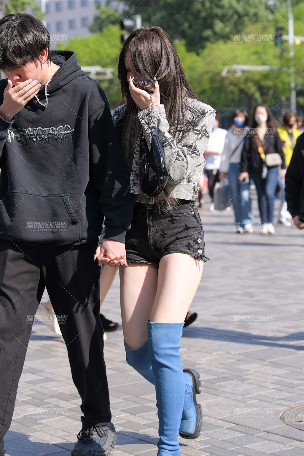 图片[4]-蓝靴小妹-街拍流行馆