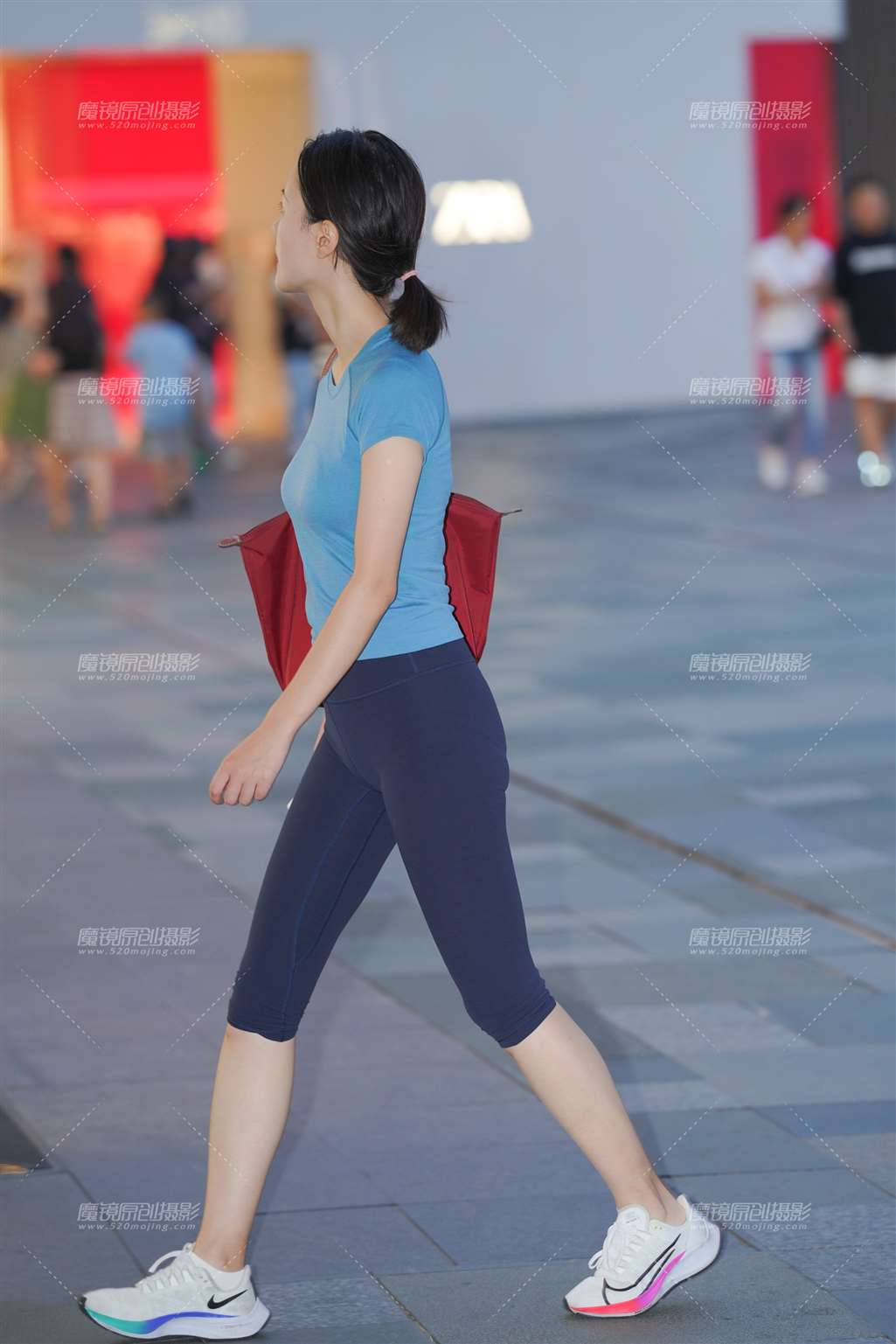 图片[4]-瑜伽女孩-街拍流行馆