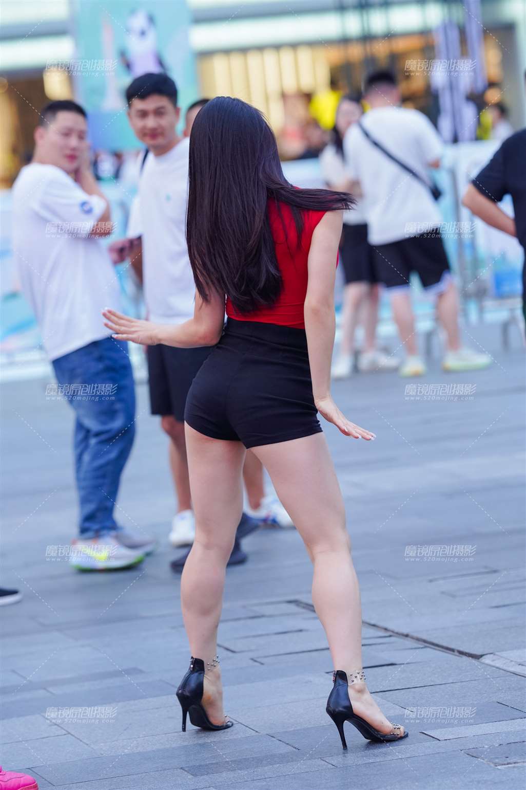图片[3]-热情洋溢-街拍流行馆