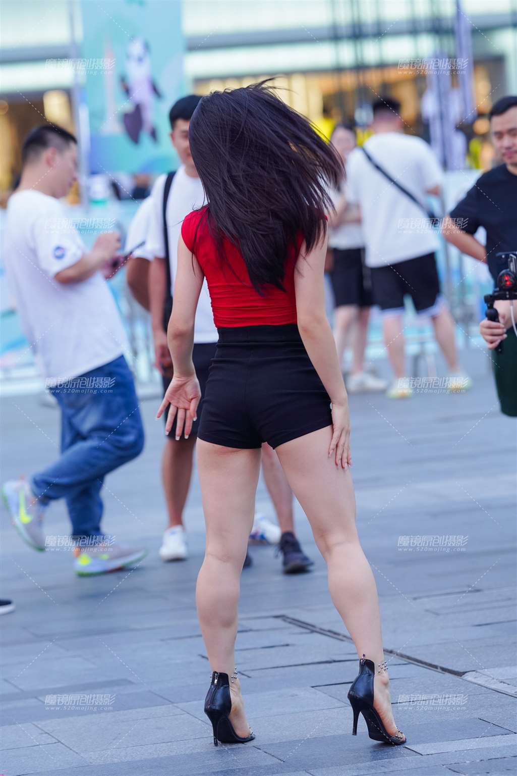 图片[4]-热情洋溢-街拍流行馆