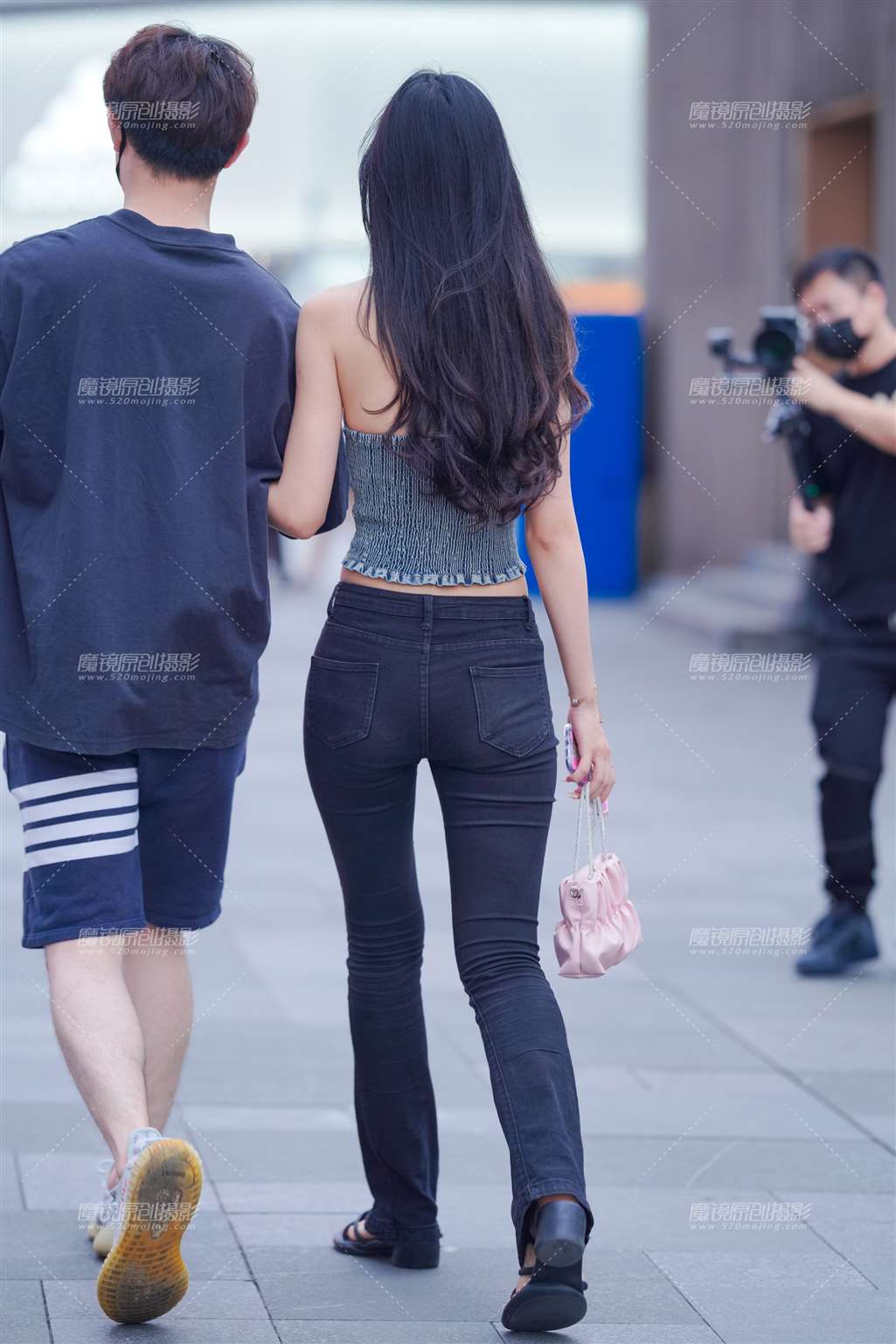 图片[2]-紧牛好身材-街拍流行馆