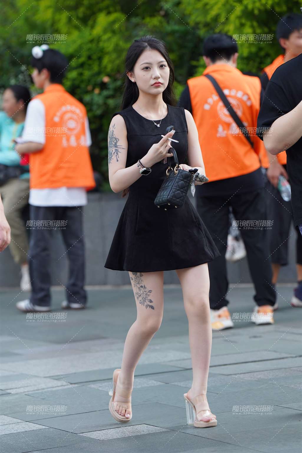 图片[5]-美腿小美眉-街拍流行馆